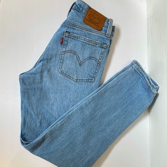 Levi’s wedgie fit jeans - Picture 2 of 11